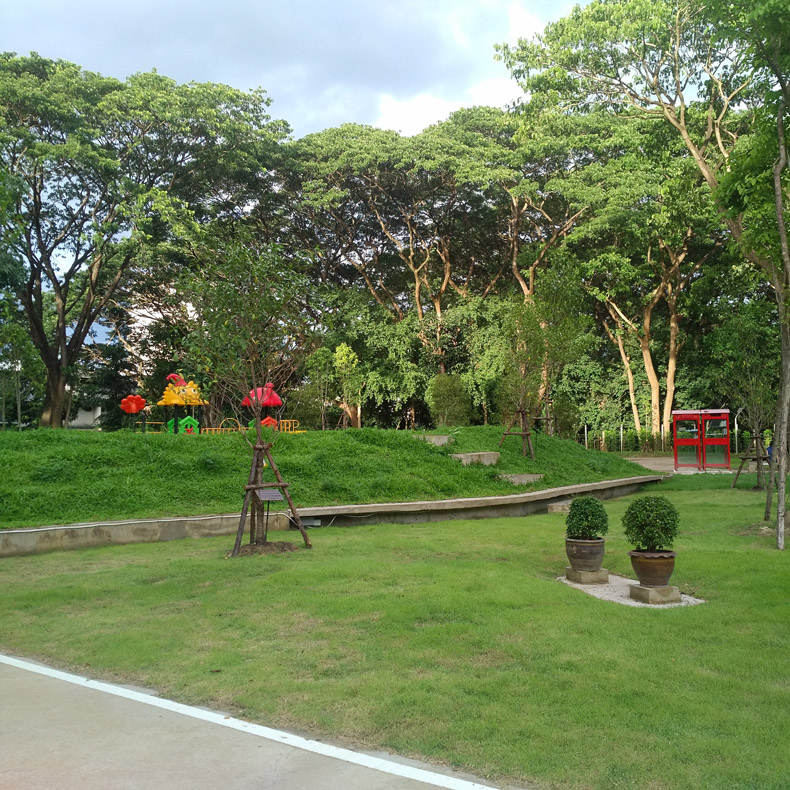 สวนสาธารณะเฉลิมพระเกียรติ เจริญประเทศ