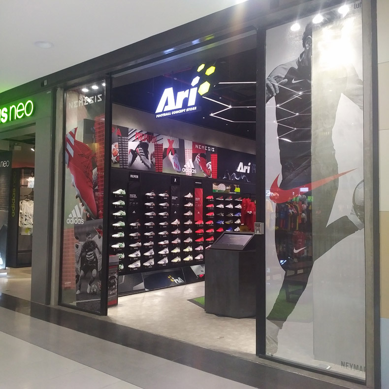 ARI football Concept Store  (Centralfestival)