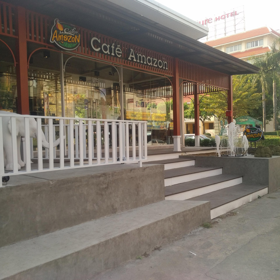 Cafe Amazon (Changphuek)