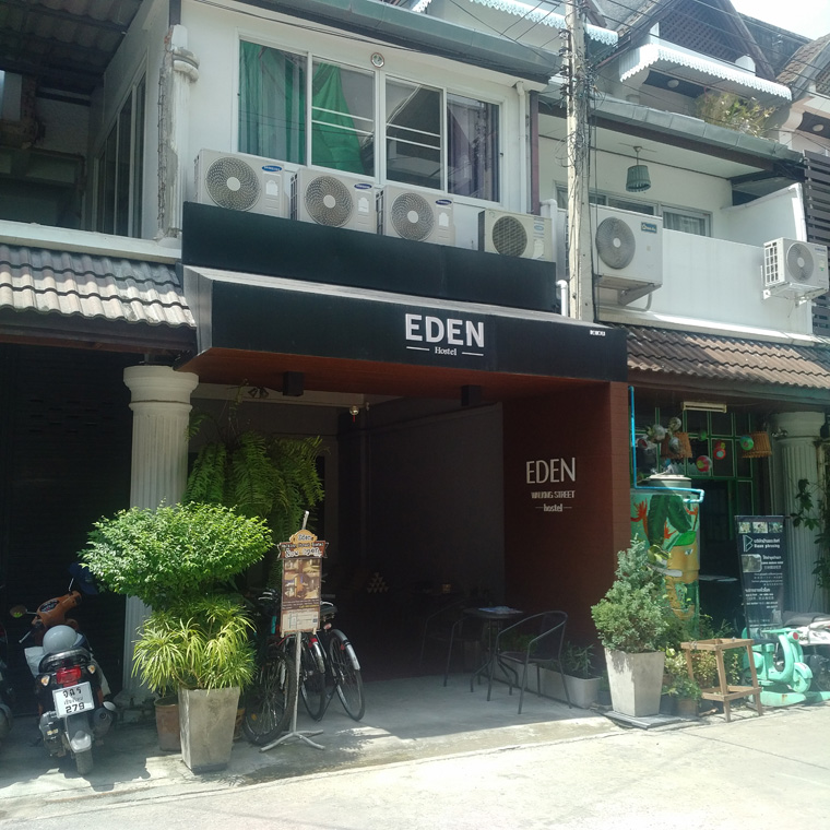 Eden Walking Street Hostel