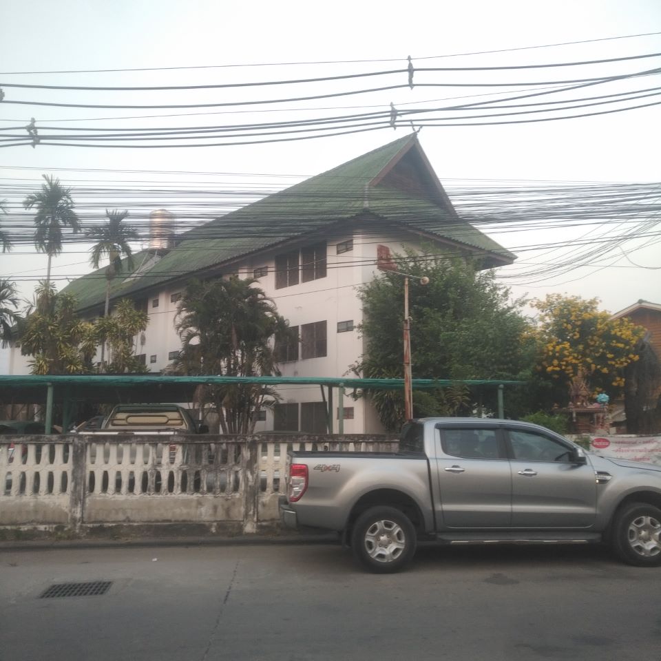 Prem Kham Apartment