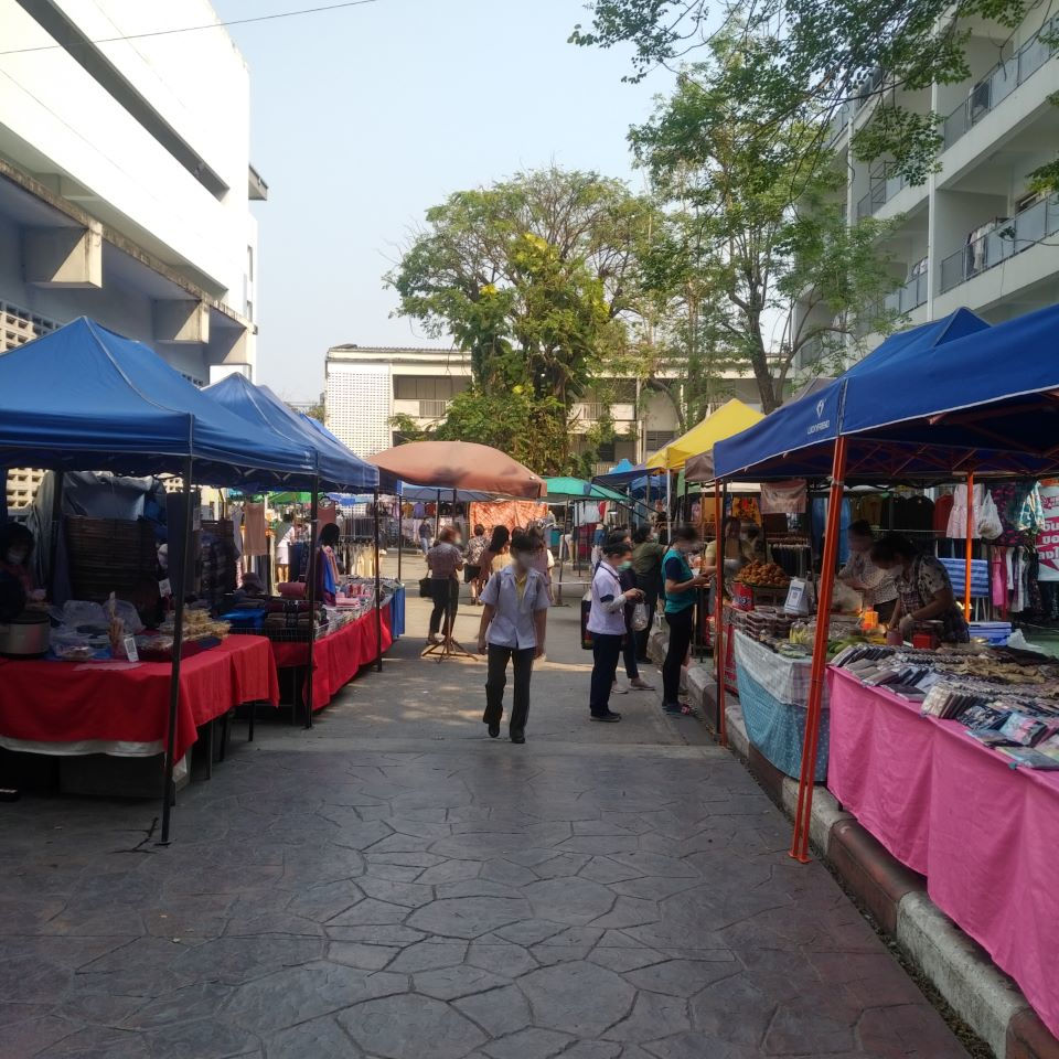 Chiang Mai CMU Nursing Flea Market