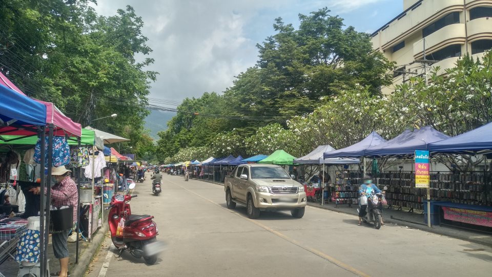 Nakornping Market [Thu-Fri]