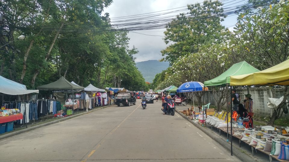 Nakornping Market [Thu-Fri]
