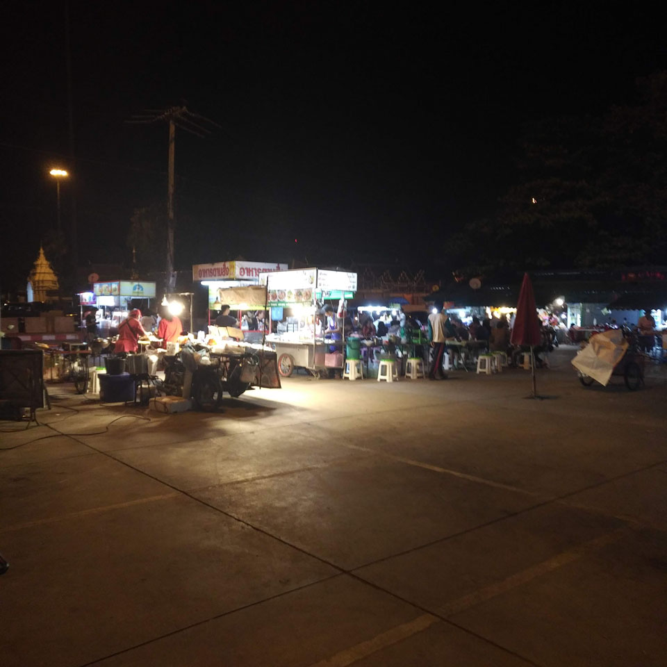 Evening Market in front of Wat Phra That Si Chom Thong