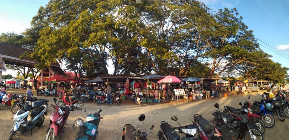 Thong Khaotok Flea Market