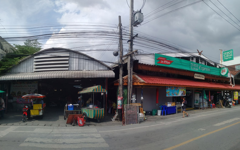 Sankampheang market