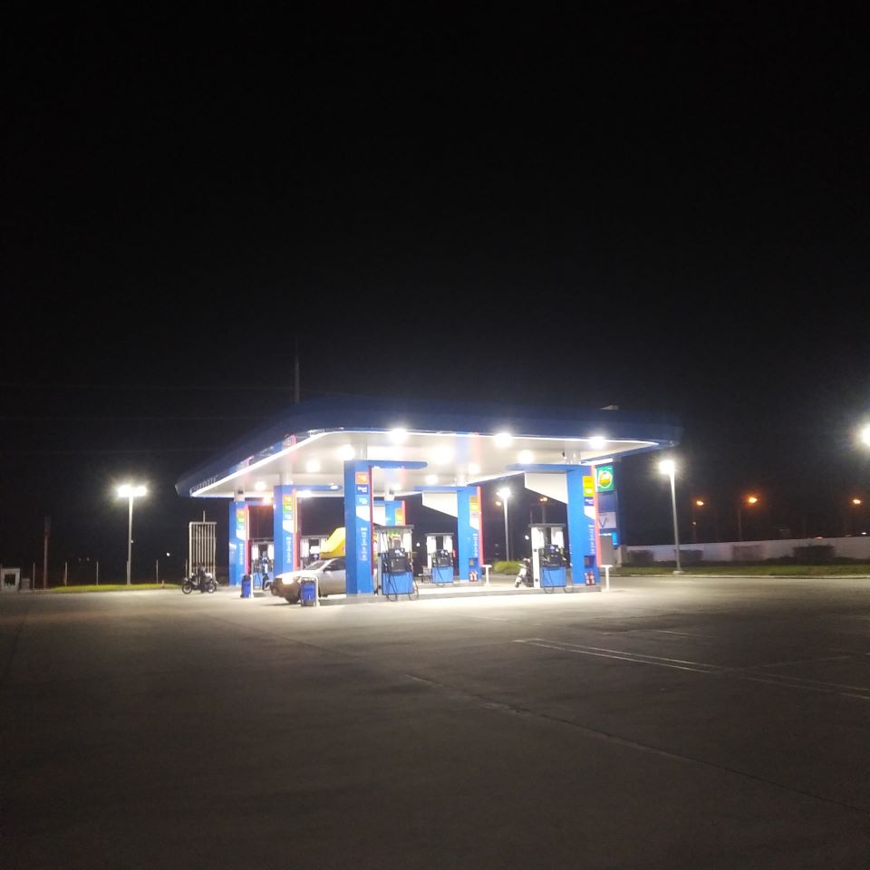 PTT Gas Station (Sanpakwan branch)