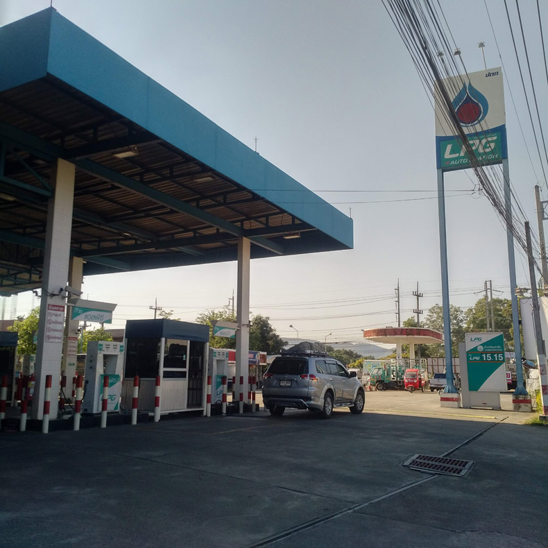 PTT gas station