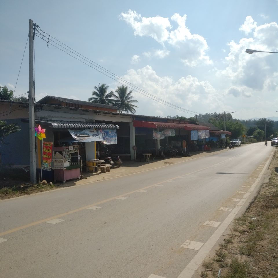 motorcycle repair shop [ฺBaan Jong Piang Luang 01]
