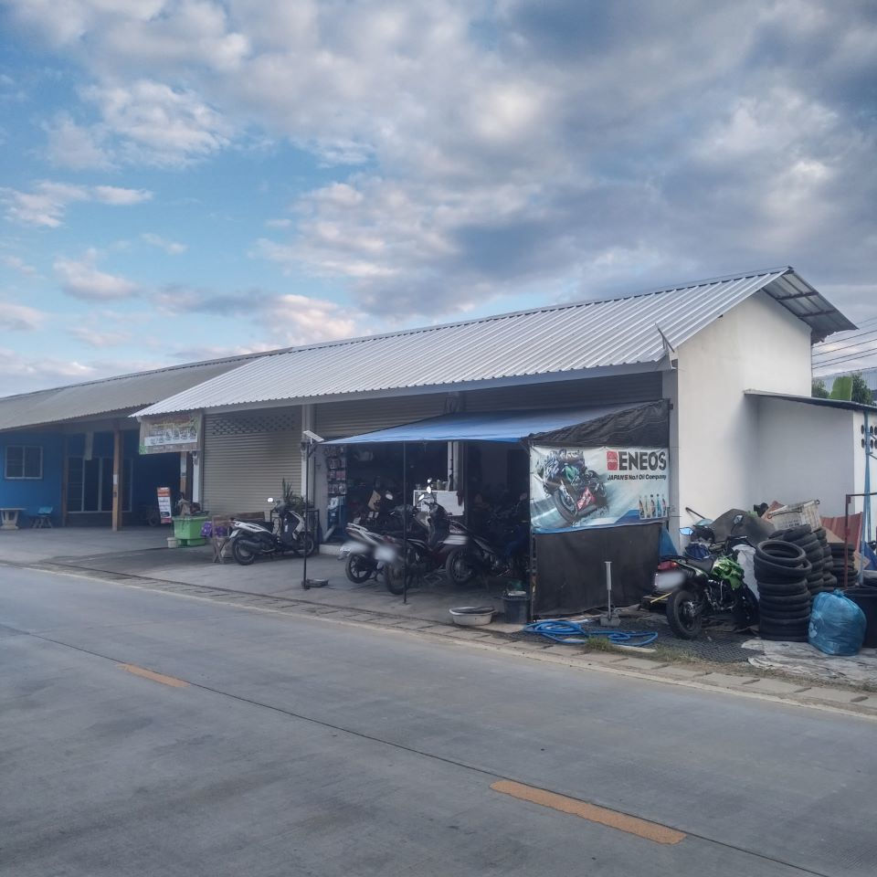 Motocycle Repair Shop [Tumbon Chompuu ]