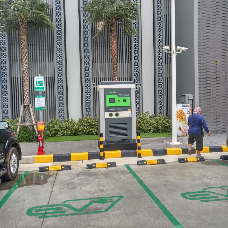 EA Anywhere  Electric vehicle charging station [Shell Meaheay]