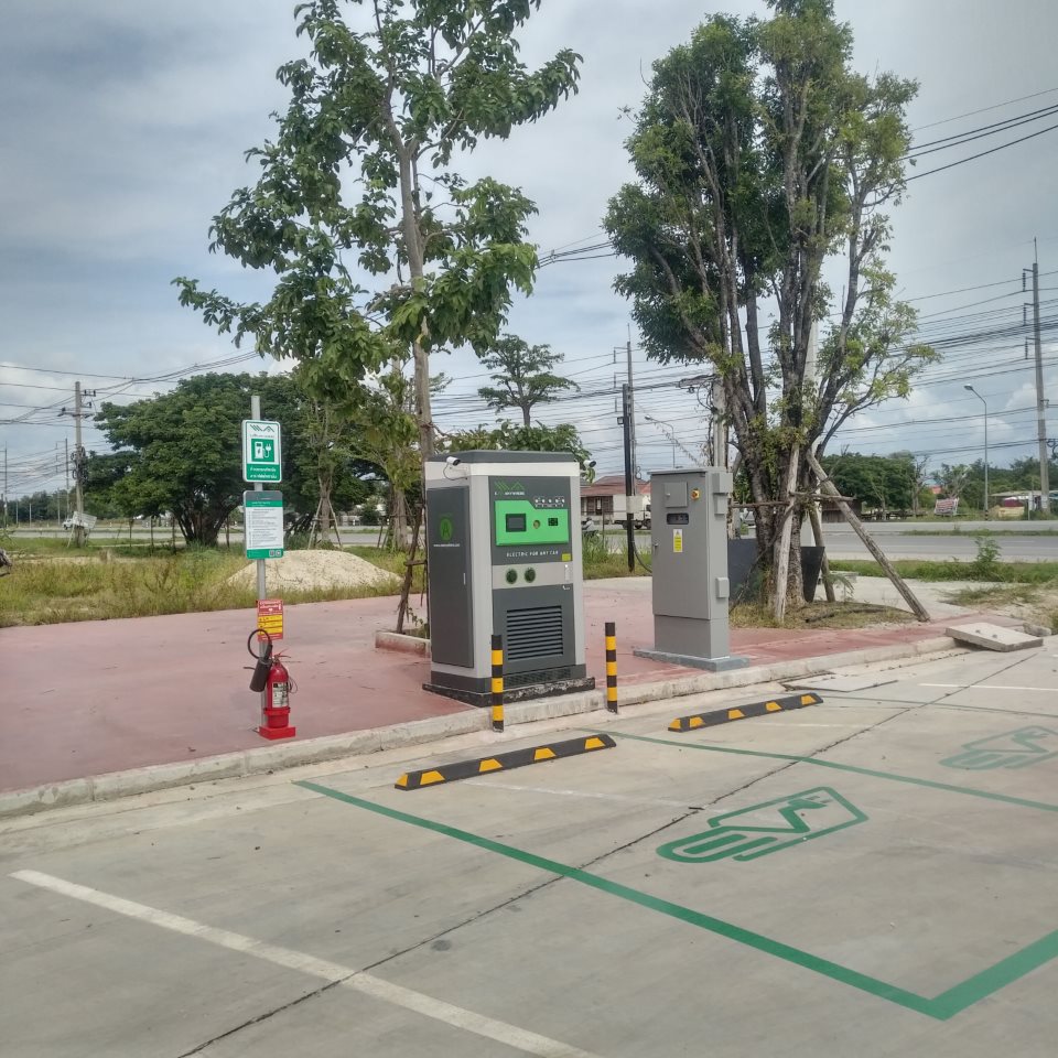 EA Anywhere  Electric vehicle charging station [Caltex]