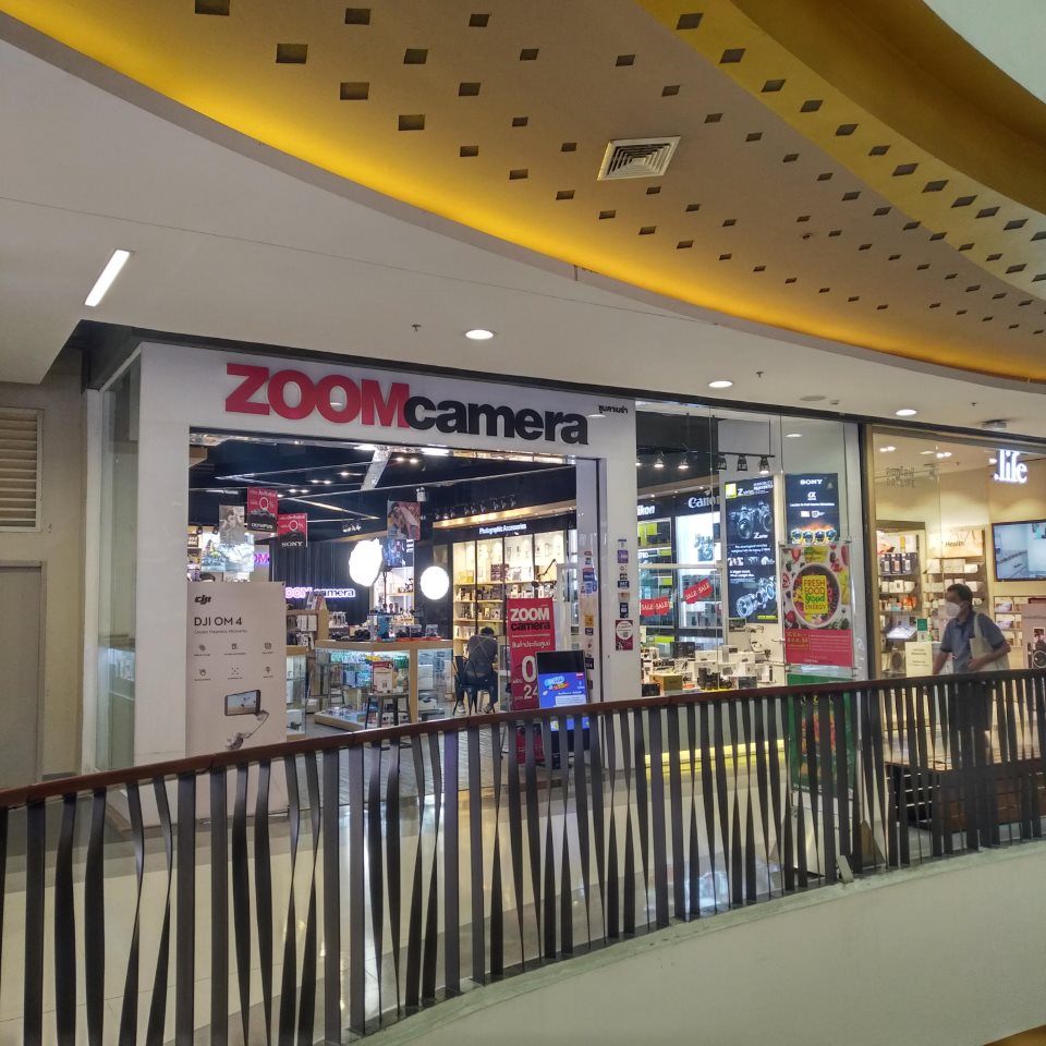 Zoom camera (Central Festival)