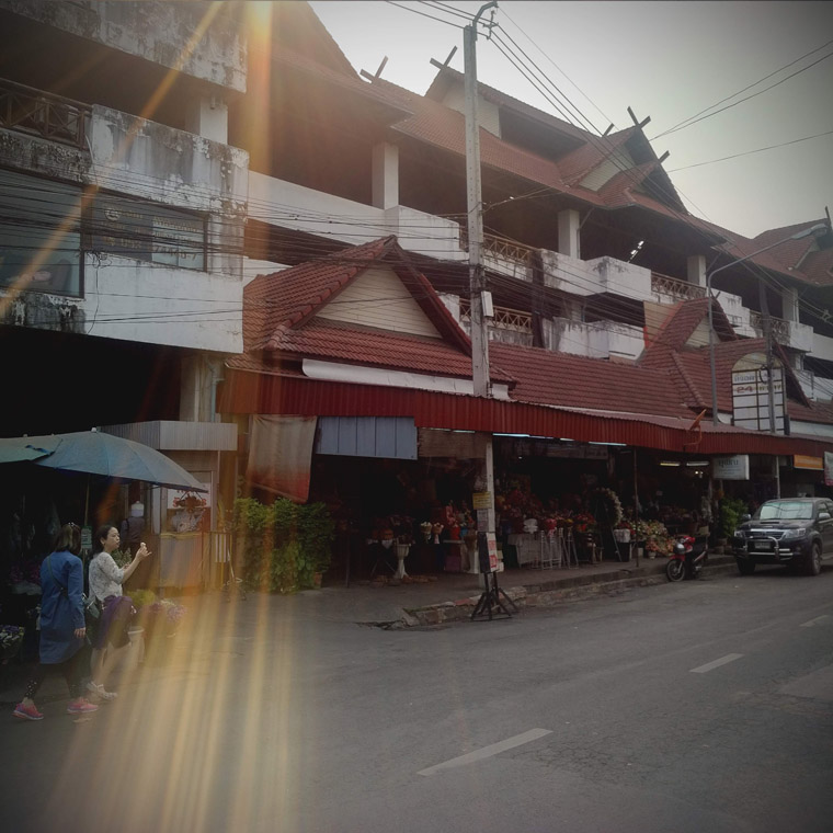 Carpark(Tonlumyai market)