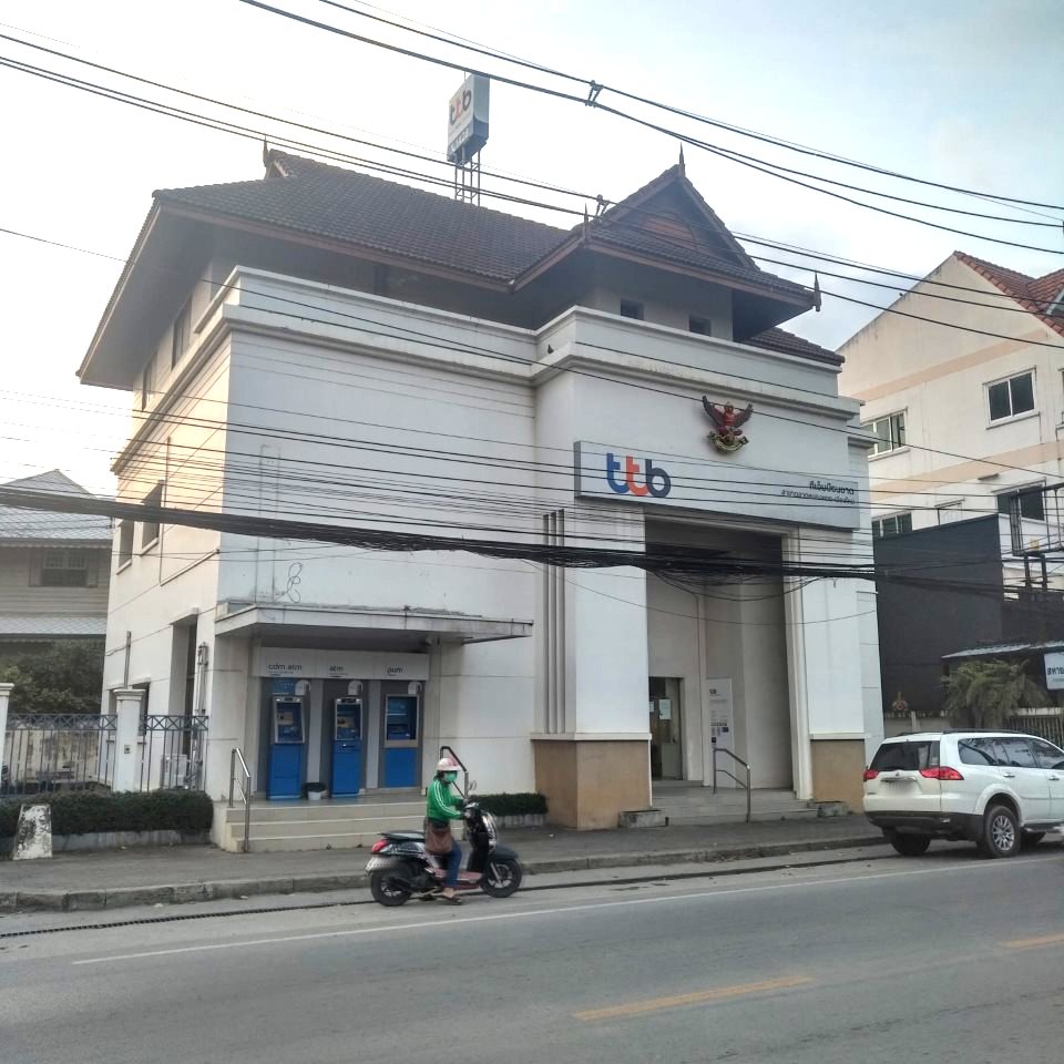 ธนาคาร ทีเอ็มบีธนชาต (สาขาตลาดหนองหอย-เชียงใหม่)