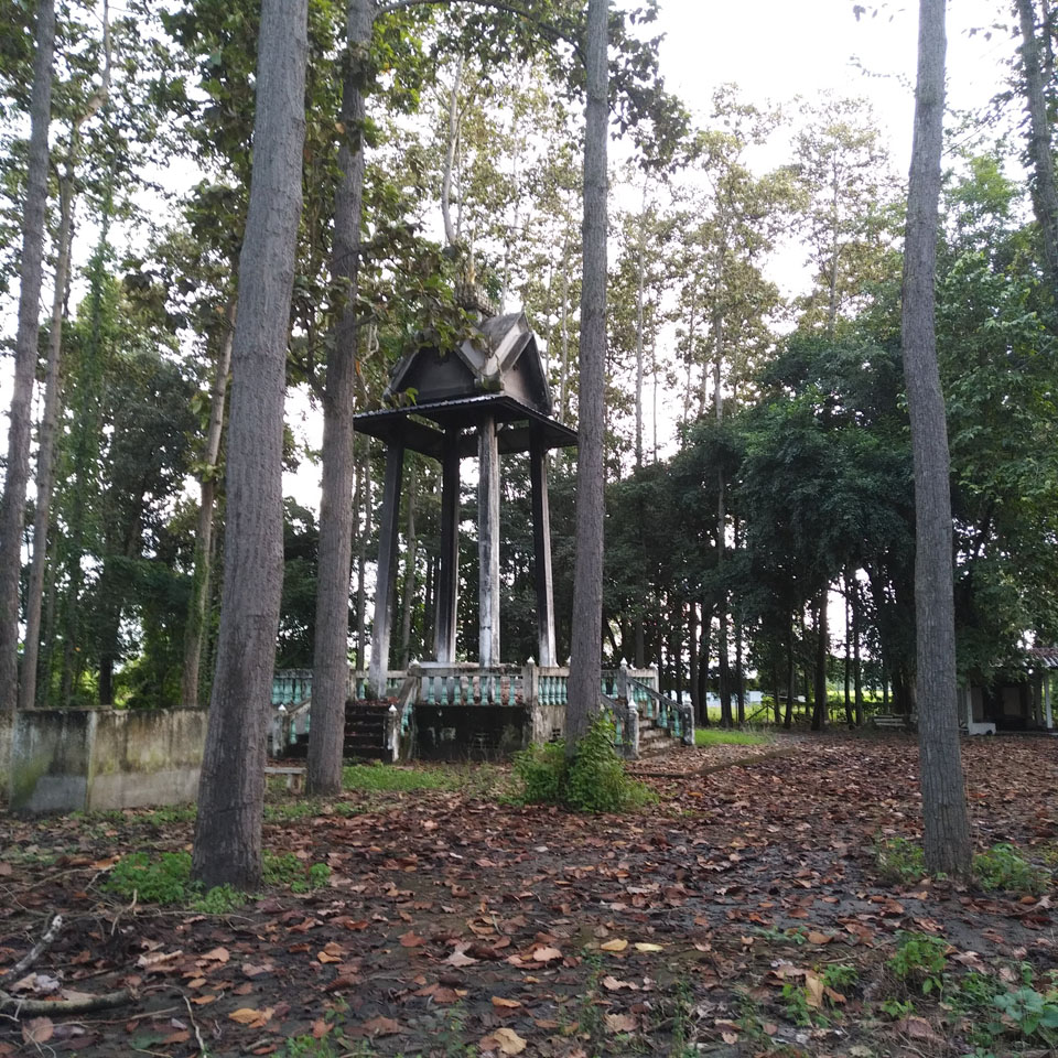 Pa Mai Dang Cemetery