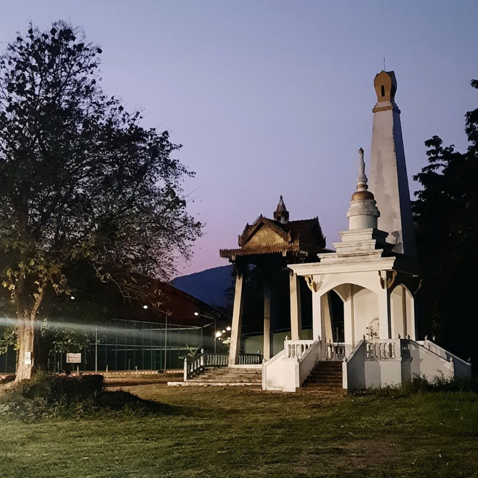 Baan Rai Baan Kwen Cemetery