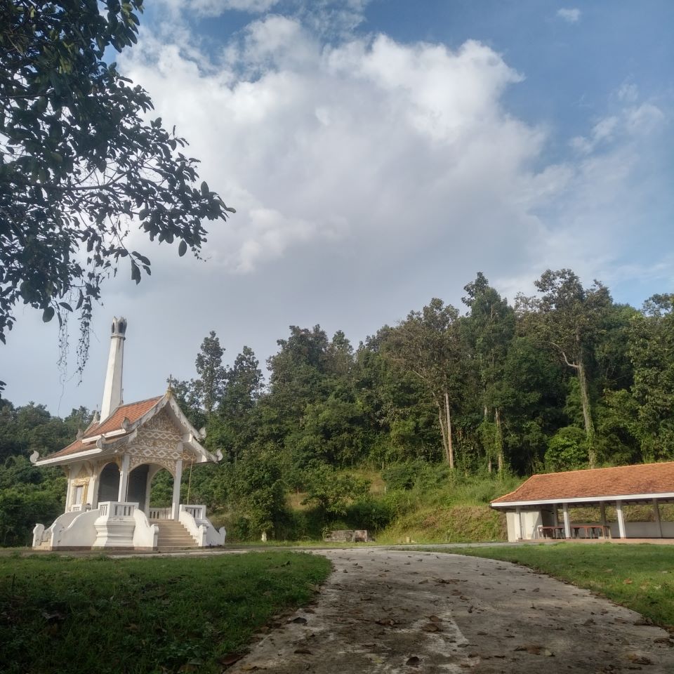 Baan Pa Ha Cemetery