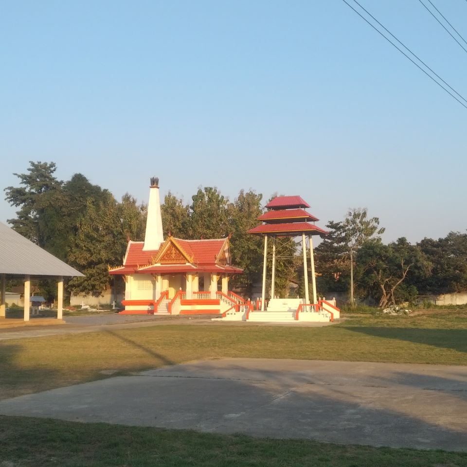 Baan Pa Ngew Cemetery