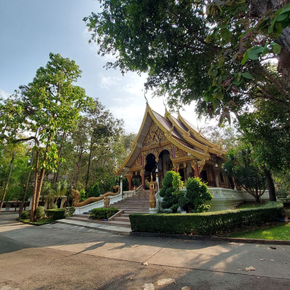 Wat Aranwiwek (Baan Pong)