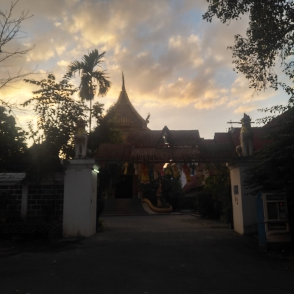 Wat Daowadeng