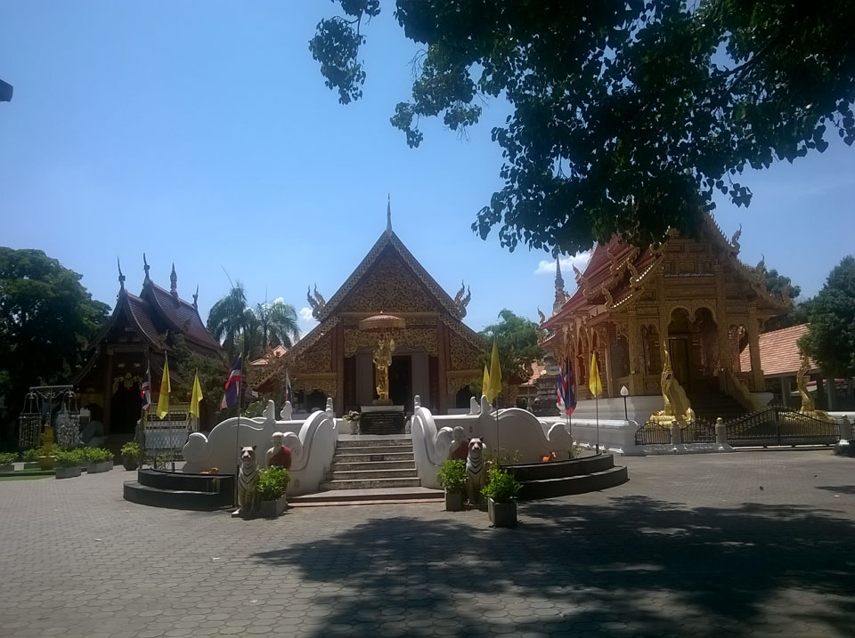 Wat Sri Nawarat
